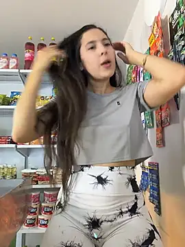 LittleDoll    online show from March 2026 12:05:01 PM