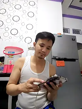 Snapshot of andi888999 chatting on November 2025 05:20:01 PM andi888999 online show from November 2025 05:20:01 PM