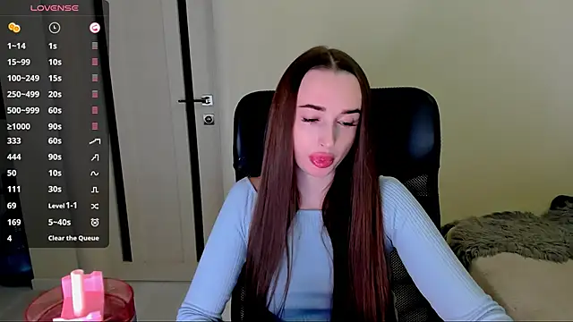 Kimmberr online show from December 2025 02:40:01 AM