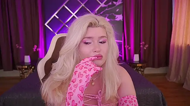 CocoSecretss online show from February 2026 07:18:02 AM