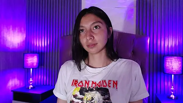 kendall saenz online show from January 2025 07:32:01 PM