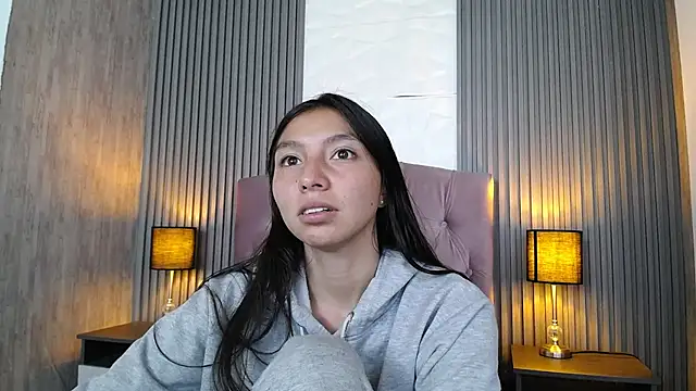 kendall saenz online show from March 2025 07:49:02 PM