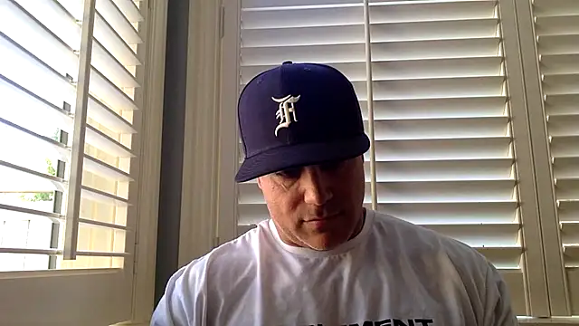 Bad daddy21 online show from September 2025 06:21:01 PM