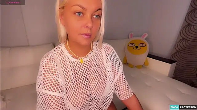 Snapshot of Anna_Bali chatting on December 2024 06:32:01 AM Anna Bali online show from December 2024 06:32:01 AM