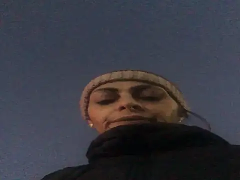 Snapshot of ChantalXOrchid chatting on October 2025 03:25:01 PM ChantalXOrchid online show from October 2025 03:25:01 PM