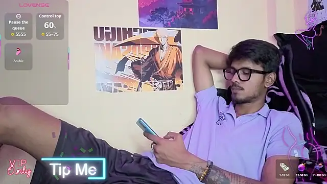 Snapshot of just_fucks chatting on April 2026 09:24:01 PM just fucks online show from April 2026 09:24:01 PM