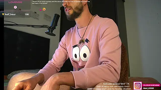 just maxii online show from March 2025 02:42:02 AM