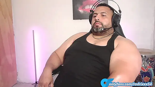 Snapshot of rodrix54 chatting on December 2024 02:20:02 AM rodrix54 online show from December 2024 02:20:02 AM