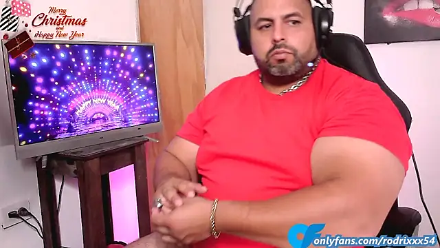 Snapshot of rodrix54 chatting on December 2024 10:34:02 PM rodrix54 online show from December 2024 10:34:02 PM