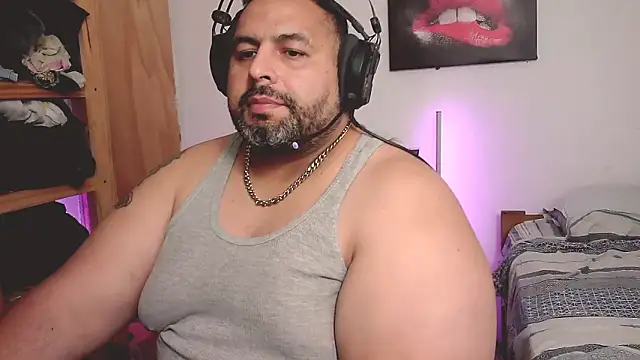 rodrix54 online show from February 2026 03:36:01 AM