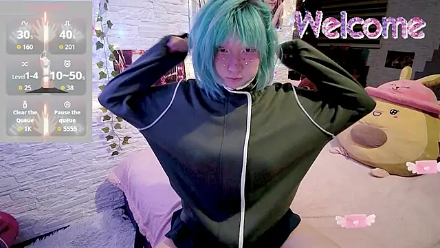 Snapshot of Akemilun chatting on October 2025 08:37:02 PM Akemilun online show from October 2025 08:37:02 PM