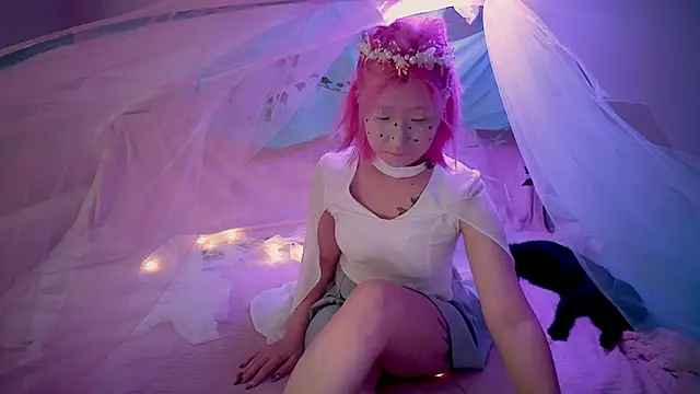 Snapshot of Akemilun chatting on October 2025 01:45:02 PM Akemilun online show from October 2025 01:45:02 PM