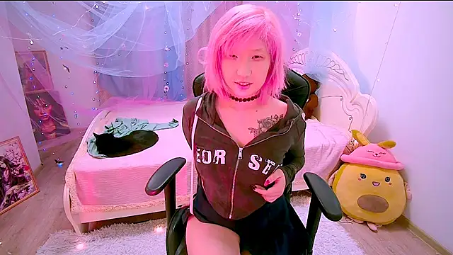 Snapshot of Akemilun chatting on November 2025 02:28:01 PM Akemilun online show from November 2025 02:28:01 PM