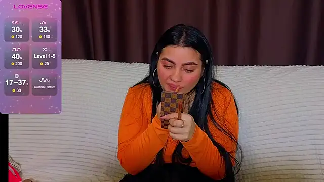 Nikki Kardashian online show from February 2025 10:18:01 PM