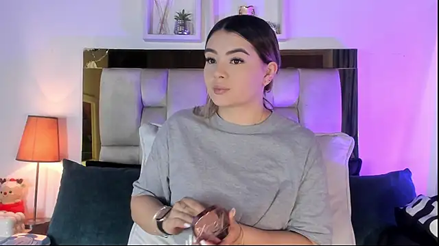 emmy r online show from February 2026 12:09:02 PM