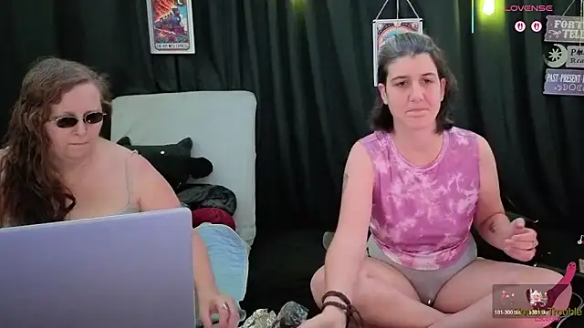 Sexy Mama-69 online show from November 2025 05:27:01 PM