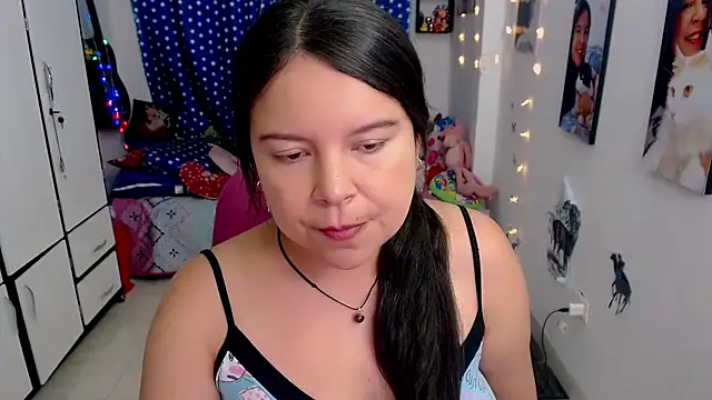 claryssa  online show from January 2025 02:58:01 AM