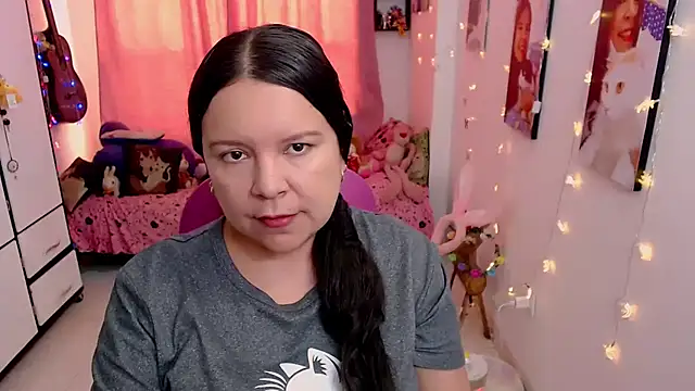 Snapshot of claryssa_ chatting on April 2026 07:08:02 PM claryssa online show from April 2026 07:08:02 PM