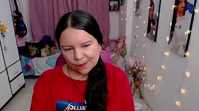 Snapshot of claryssa_ chatting on May 2026 06:18:01 AM claryssa online show from May 2026 06:18:01 AM
