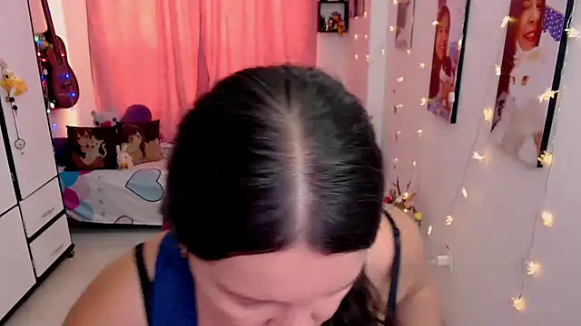 Snapshot of claryssa_ chatting on May 2026 08:06:02 PM claryssa online show from May 2026 08:06:02 PM