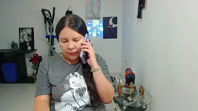 Snapshot of claryssa_ chatting on May 2026 04:09:02 AM claryssa online show from May 2026 04:09:02 AM