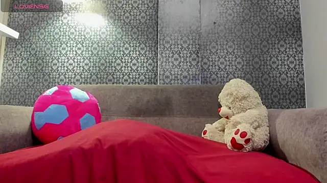 Snapshot of grandmother_milf chatting on March 2026 12:12:02 PM grandmother milf online show from March 2026 12:12:02 PM