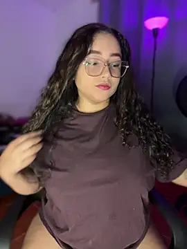 CurlyGirl 1 online show from April 2026 11:57:01 PM