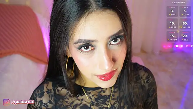 Snapshot of yourlittlesucubus chatting on June 2026 05:12:01 AM yourlittlesucubus online show from June 2026 05:12:01 AM
