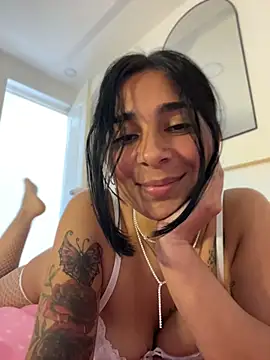 Snapshot of Meganmilk1 chatting on July 2026 05:37:02 PM Meganmilk1 online show from July 2026 05:37:02 PM
