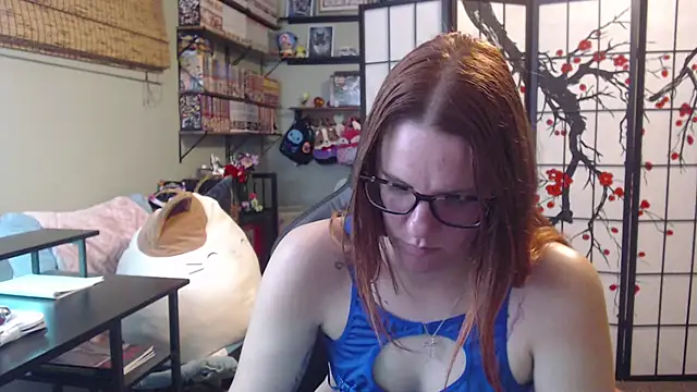 Snapshot of Sarahtineke chatting on May 2026 02:07:02 AM Sarahtineke online show from May 2026 02:07:02 AM