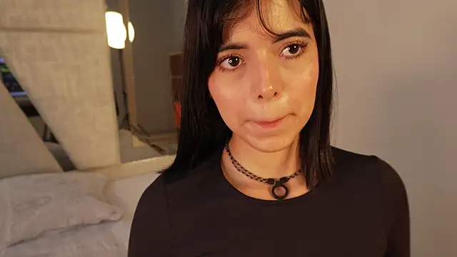 NicolRoss  online show from November 2025 04:56:01 PM