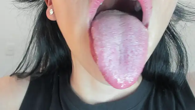 Snapshot of Katty_mouth chatting on November 2025 08:30:02 PM Katty mouth online show from November 2025 08:30:02 PM