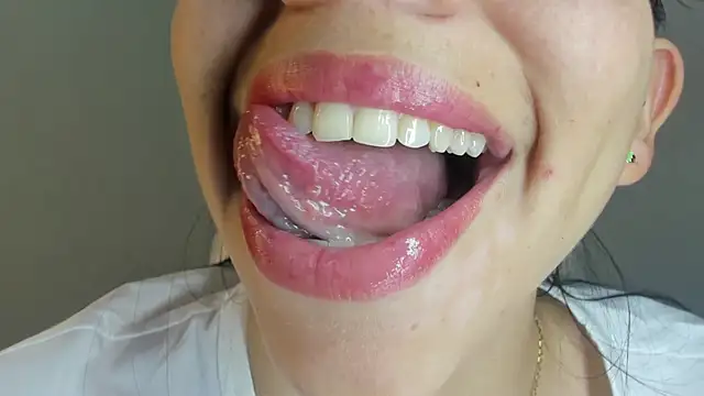 Snapshot of Katty_mouth chatting on January 2026 09:07:02 PM Katty mouth online show from January 2026 09:07:02 PM