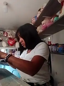 VivienAndClark online show from October 2025 08:31:01 PM