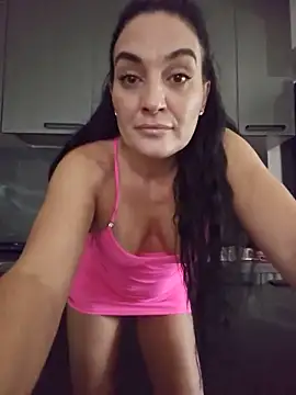 Snapshot of AnaFoxxy chatting on June 2026 01:32:02 PM AnaFoxxy online show from June 2026 01:32:02 PM
