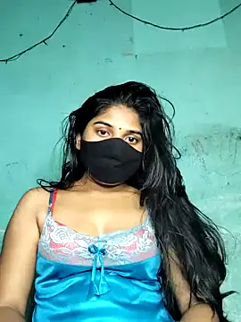 Snapshot of Luv_Adite20 chatting on January 2025 07:15:01 PM Luv Adite20 online show from January 2025 07:15:01 PM