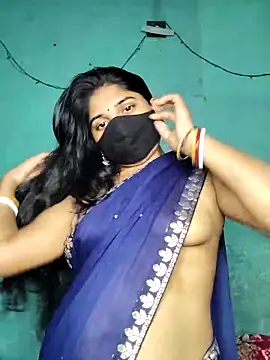 Snapshot of Luv_Adite20 chatting on February 2025 09:24:01 AM Luv Adite20 online show from February 2025 09:24:01 AM