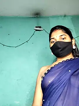 Snapshot of Luv_Adite20 chatting on February 2025 05:09:01 AM Luv Adite20 online show from February 2025 05:09:01 AM