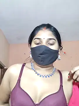 Snapshot of Luv_Adite20 chatting on October 2025 06:04:01 AM Luv Adite20 online show from October 2025 06:04:01 AM