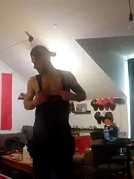 Snapshot of eltoulou chatting on January 2025 12:31:01 PM eltoulou online show from January 2025 12:31:01 PM