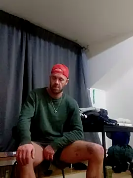 Snapshot of eltoulou chatting on February 2025 11:20:02 PM eltoulou online show from February 2025 11:20:02 PM