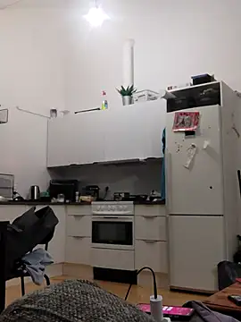 Snapshot of eltoulou chatting on February 2025 06:31:01 PM eltoulou online show from February 2025 06:31:01 PM