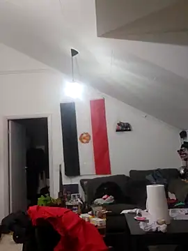 Snapshot of eltoulou chatting on March 2025 06:54:01 PM eltoulou online show from March 2025 06:54:01 PM