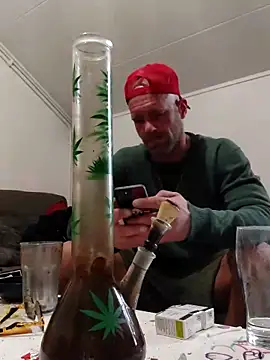 Snapshot of eltoulou chatting on March 2025 03:45:02 PM eltoulou online show from March 2025 03:45:02 PM