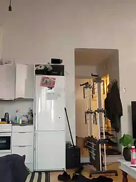 Snapshot of eltoulou chatting on March 2025 05:17:02 PM eltoulou online show from March 2025 05:17:02 PM