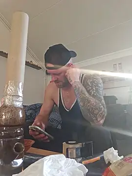 Snapshot of eltoulou chatting on December 2025 12:53:02 PM eltoulou online show from December 2025 12:53:02 PM