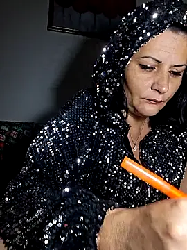 Snapshot of anaaamariaaaa chatting on December 2025 01:18:02 PM anaaamariaaaa online show from December 2025 01:18:02 PM