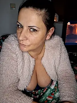 Snapshot of anaaamariaaaa chatting on January 2026 05:18:01 PM anaaamariaaaa online show from January 2026 05:18:01 PM