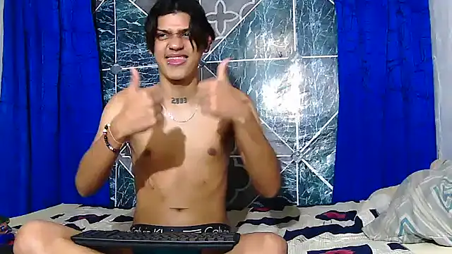 Snapshot of Samuelsince chatting on September 2025 12:55:02 AM Samuelsince online show from September 2025 12:55:02 AM