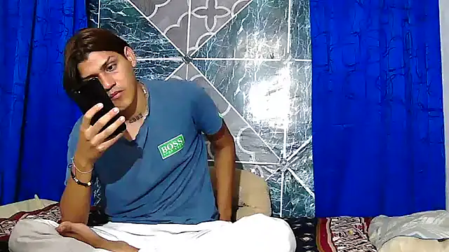 Snapshot of Samuelsince chatting on October 2025 04:53:01 AM Samuelsince online show from October 2025 04:53:01 AM